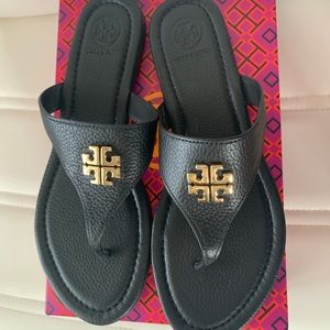 TORY BURCH Jolie Flat Thong Black Size 6.5